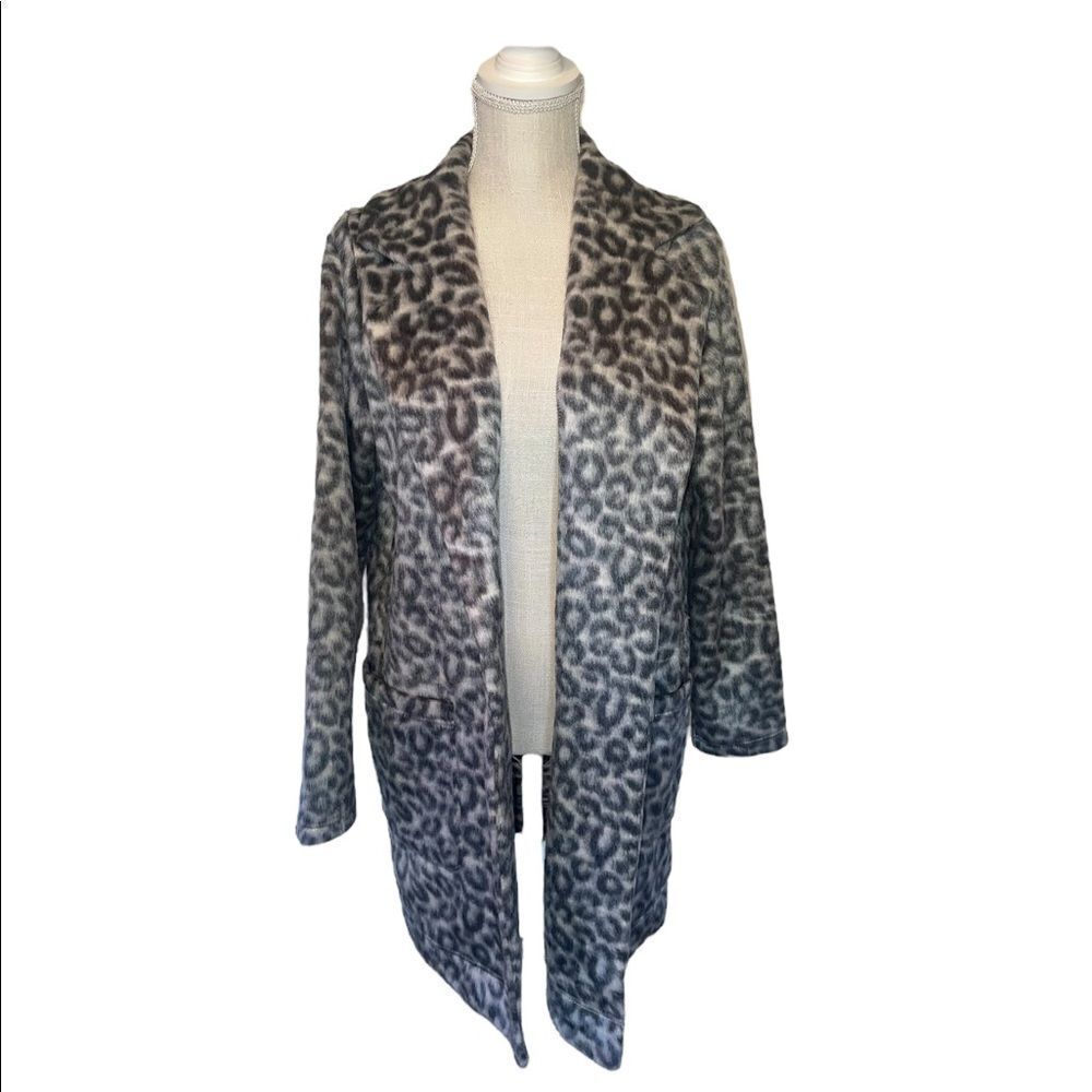 Anew Day Gray & Black Leopard Print Open Front Ja… - image 2